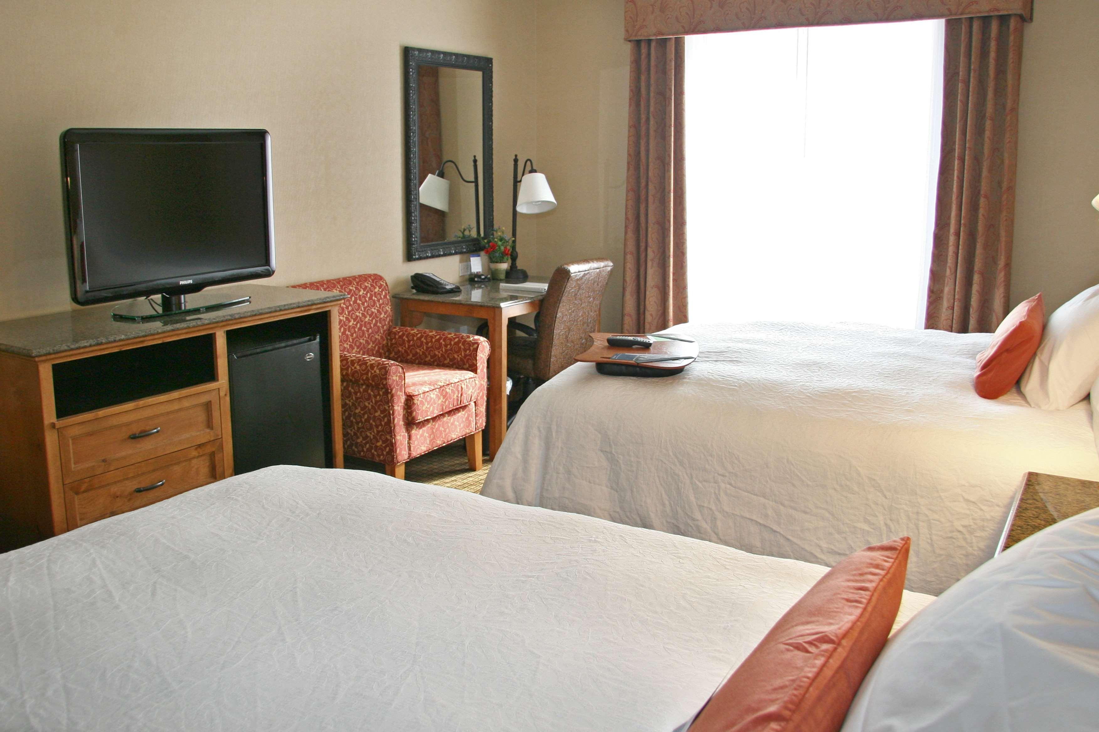 Hampton Inn & Suites Буффало Номер фото