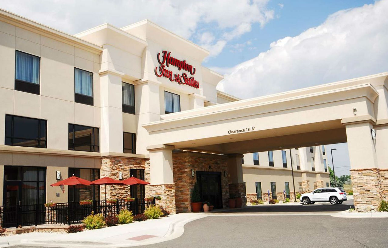 Hampton Inn & Suites Буффало Экстерьер фото
